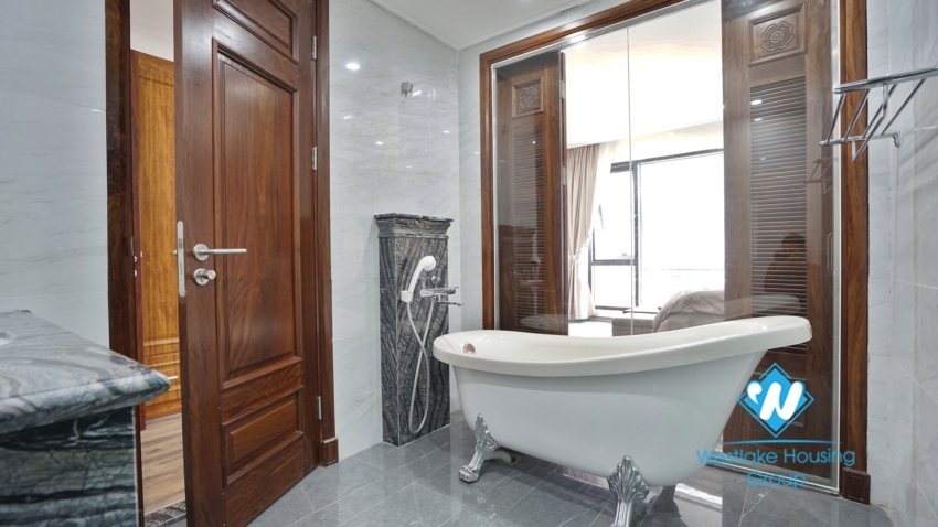 A nice and new 4 bedroom apartment for rent in Ba dinh, Ha noi