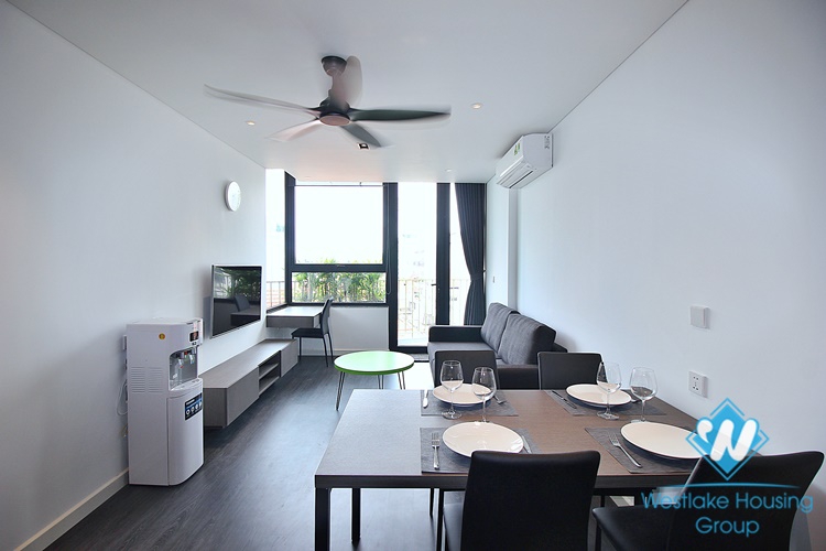 Brand new one bedroom apartment for rent in Xuan Dieu st, Tay Ho