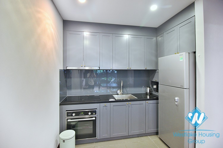 Ground floor 2 bedrooms apartment for rent in Tu Hoa st, Tay Ho