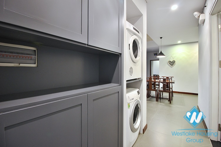 Ground floor 2 bedrooms apartment for rent in Tu Hoa st, Tay Ho