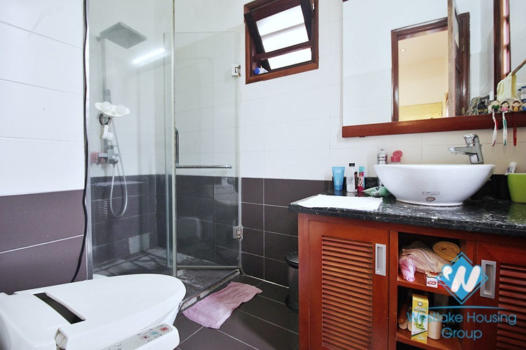 Green house with huge garden for rent in Tay Ho, Ha Noi