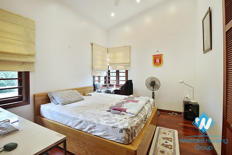 Green house with huge garden for rent in Tay Ho, Ha Noi