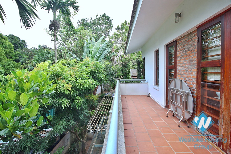 Green house with huge garden for rent in Tay Ho, Ha Noi