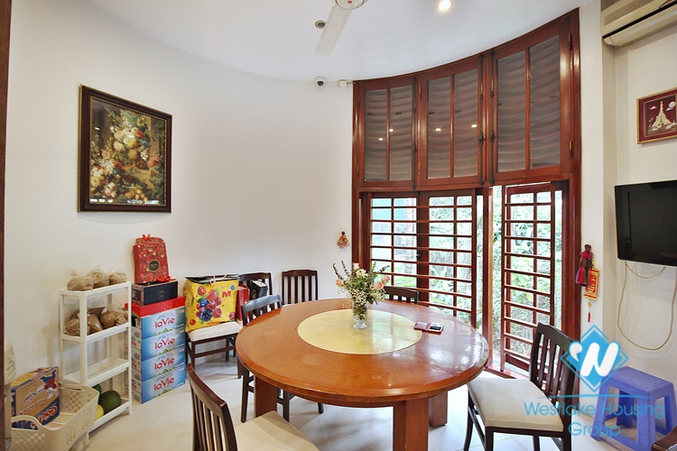 Green house with huge garden for rent in Tay Ho, Ha Noi