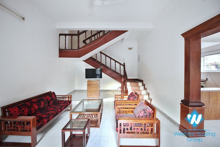 Cosy house with 4 bedrooms and 2 bathrooms and view to the lake for rent in Tay Ho, Hanoi