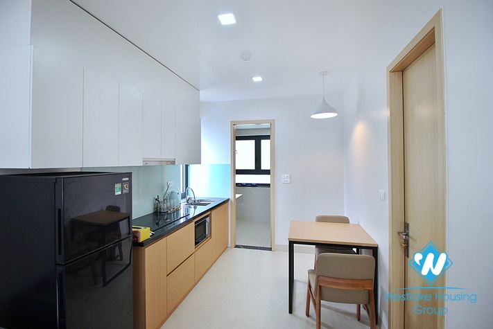 Bright and nice studio apartment for rent in Xuan Dieu st, Tay Ho District