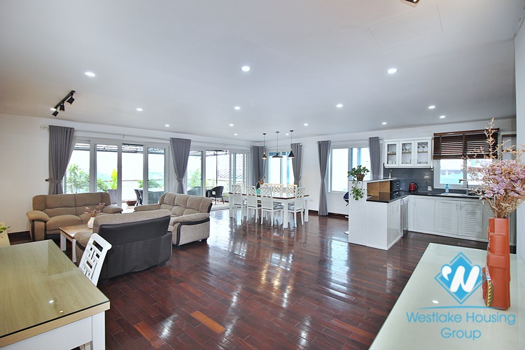 High quality apartment with 3 bedrooms, nice lake view for rent  in Quang An street, Westlake area