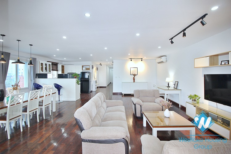 High quality apartment with 3 bedrooms, nice lake view for rent  in Quang An street, Westlake area