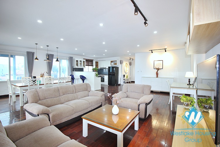 High quality apartment with 3 bedrooms, nice lake view for rent  in Quang An street, Westlake area