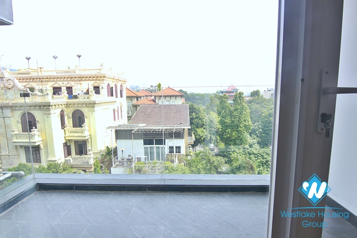 Newly and spacious 3 bedroom apartment for rent in Tay ho, Hanoi