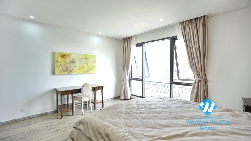A nice and new 4 bedroom apartment for rent in Ba dinh, Ha noi
