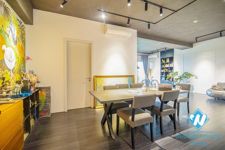 Lovely three bedrooms apartment for rent in E buidling, Ciputra