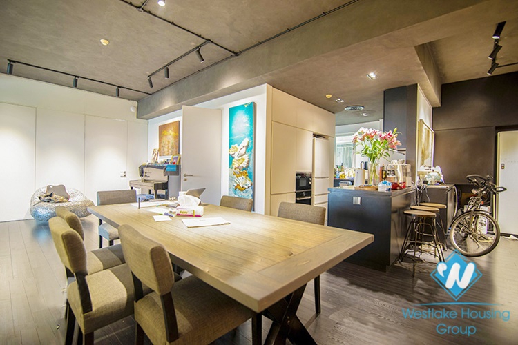 Lovely three bedrooms apartment for rent in E buidling, Ciputra