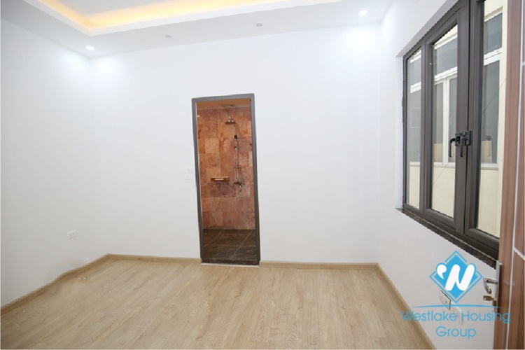 A new four bedrooms house for rent in Tu Hoa street, Tay Ho