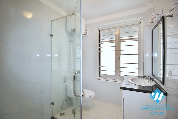 Beautiful garden house for rent in Au Co street, Tay Ho District, Ha Noi