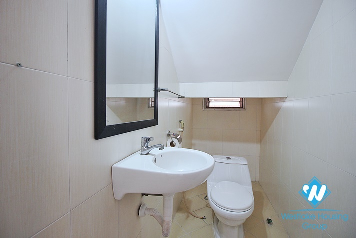 Beautiful garden house for rent in Au Co street, Tay Ho District, Ha Noi