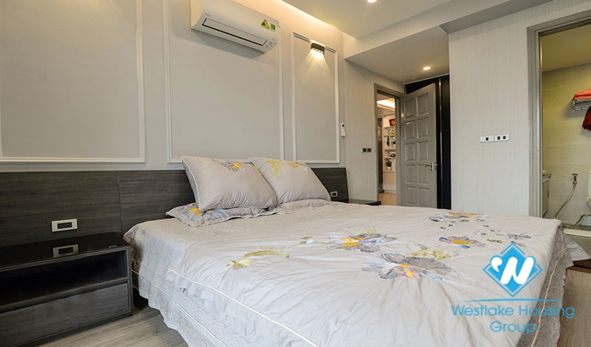A lovely 4 beds apartment for rent in E building, Ciputra