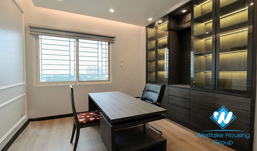 A lovely 4 beds apartment for rent in E building, Ciputra