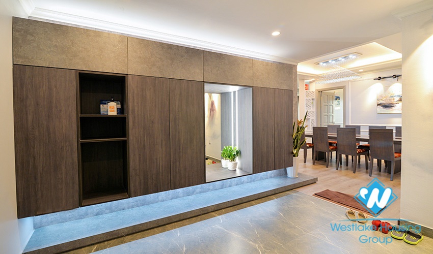A lovely 4 beds apartment for rent in E building, Ciputra