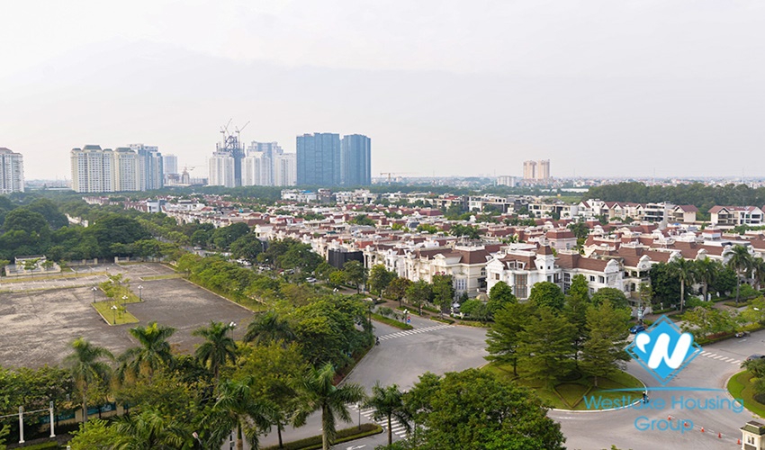 A lovely 4 beds apartment for rent in E building, Ciputra