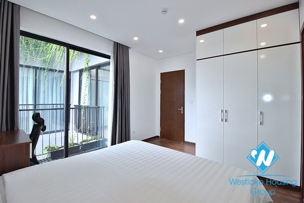 A newly 2 bedroom apartment for rent in Trinh cong son, Tay ho, Hanoi