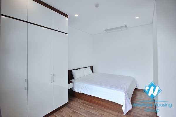 A newly 2 bedroom apartment for rent in Trinh cong son, Tay ho, Hanoi
