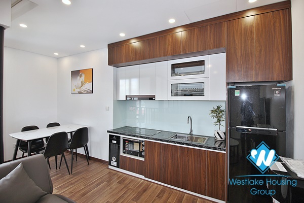 A newly 2 bedroom apartment for rent in Trinh cong son, Tay ho, Hanoi