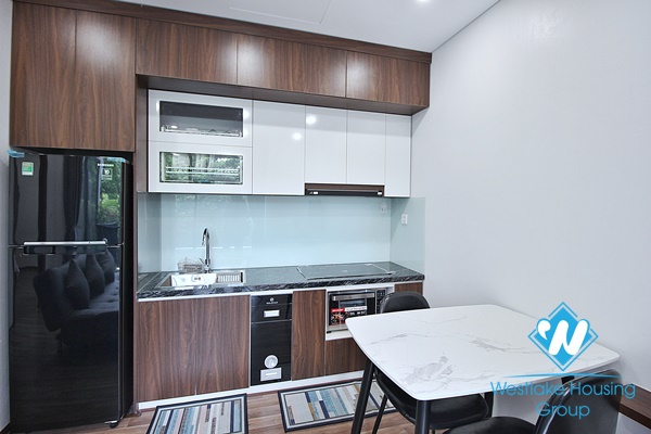 A newly 1 bedroom apartment for rent in Trinh cong son, Tay ho, Hanoi