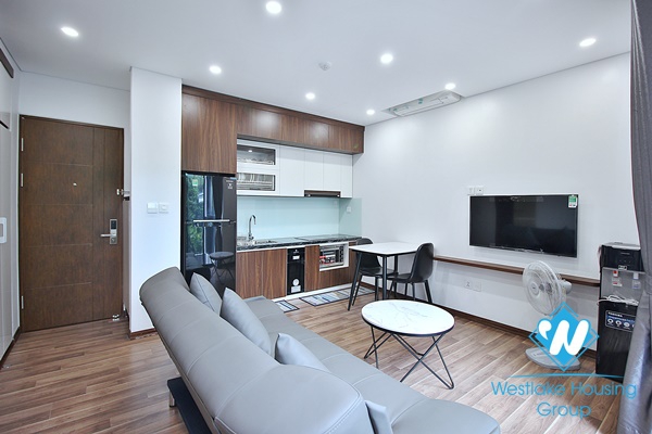 A newly 1 bedroom apartment for rent in Trinh cong son, Tay ho, Hanoi