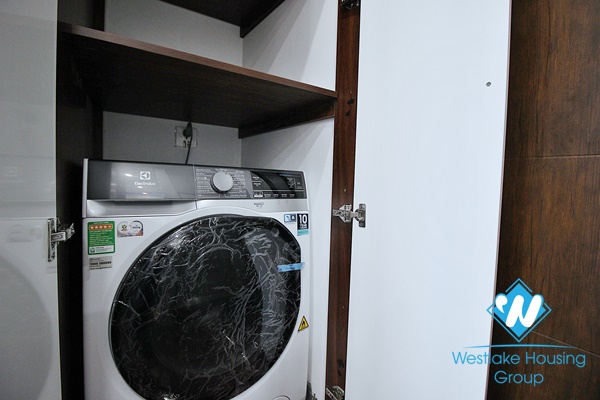 A newly 1 bedroom apartment for rent in Trinh cong son, Tay ho, Hanoi