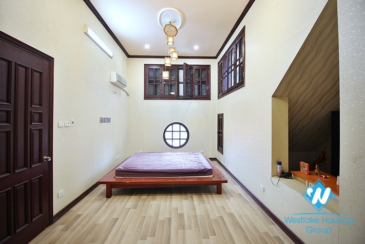 Big house with nice courtyard for rent in Tay Ho District 