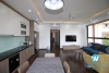 Modern spacious 2-bedroom apartment on Au Co