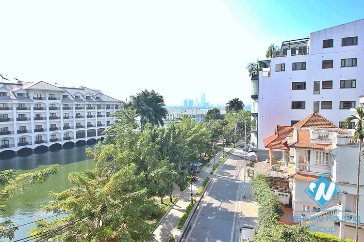 Spacious 1 bedroom apartment for rent in Tu Hoa st, Tay Ho