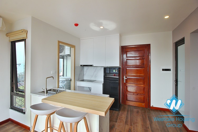 A bright one bedroom apartment for rent in Xuan Dieu street, Tay Ho