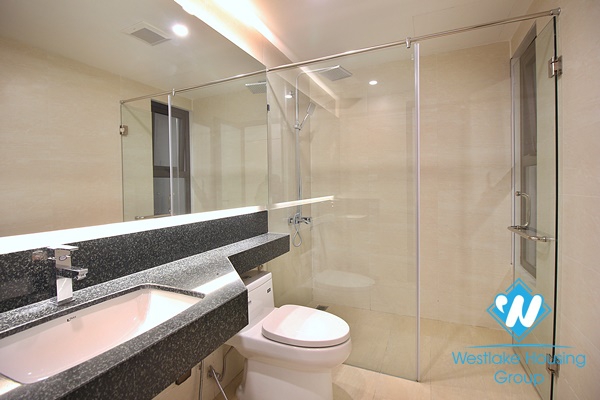 A  newly 2 bedroom apartment for rent in Xuan dieu, Tay ho, Hanoi