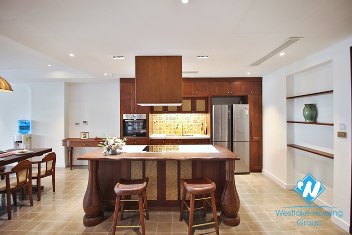 Gorgeous brand new 4 bedroom apartment for rent in Dang thai mai, Tay ho