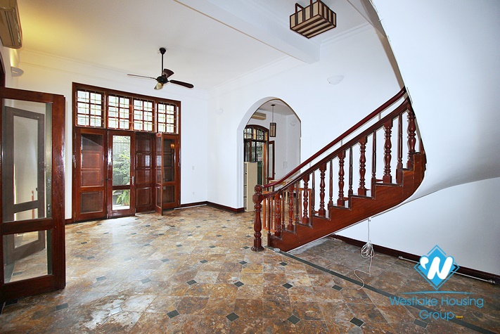 Quiet and beautiful house for rent in Tay ho District.