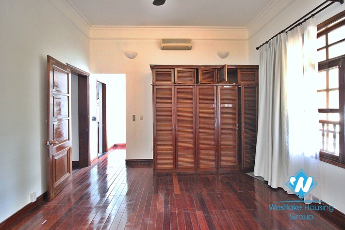 Quiet and beautiful house for rent in Tay ho District.