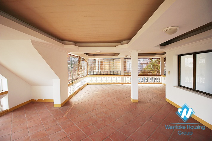 Quiet and beautiful house for rent in Tay ho District.