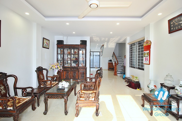 A new 6 beds house for rent in Au Co street, Tay Ho