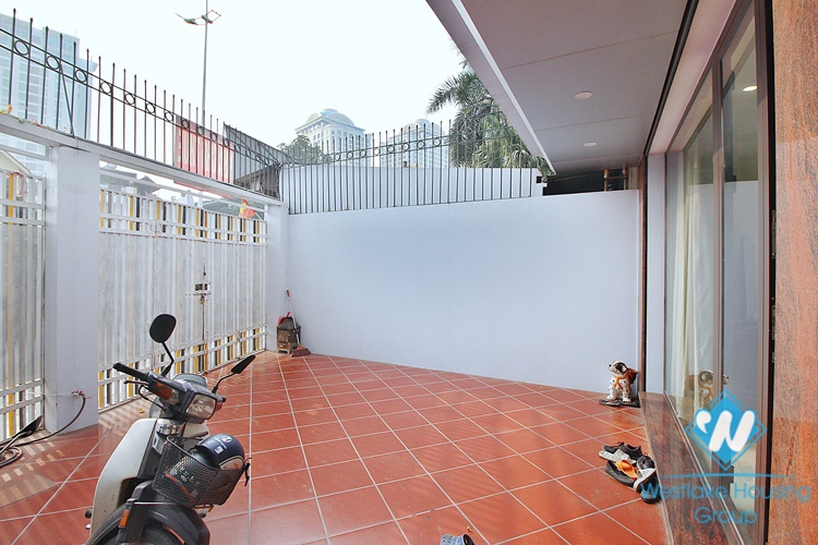 A new 6 beds house for rent in Au Co street, Tay Ho