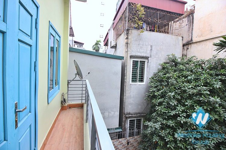 Unfurnished 3 beds house with big yard for rent in Lac Long Quan st, Tay Ho