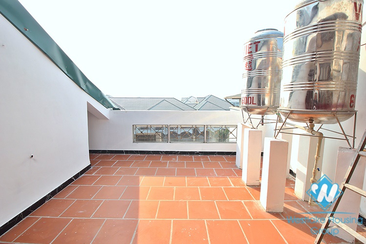 Renovated 4 beds house with lake view for rent in Tu Hoa area, Tay Ho