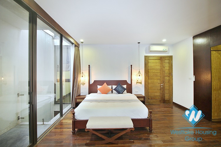 Spacious 4 beds apartment for rent in Dang Thai Mai area, Tay Ho