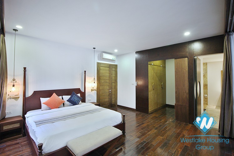 Spacious 4 beds apartment for rent in Dang Thai Mai area, Tay Ho