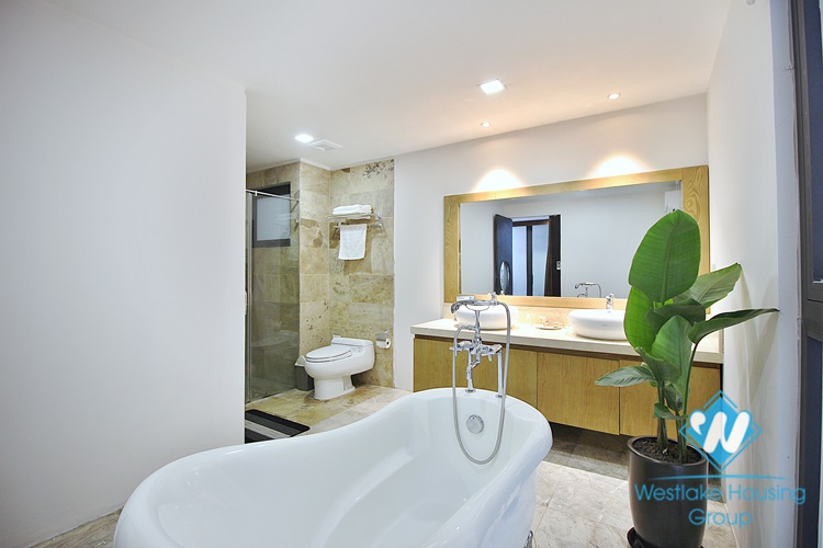 Spacious 4 beds apartment for rent in Dang Thai Mai area, Tay Ho