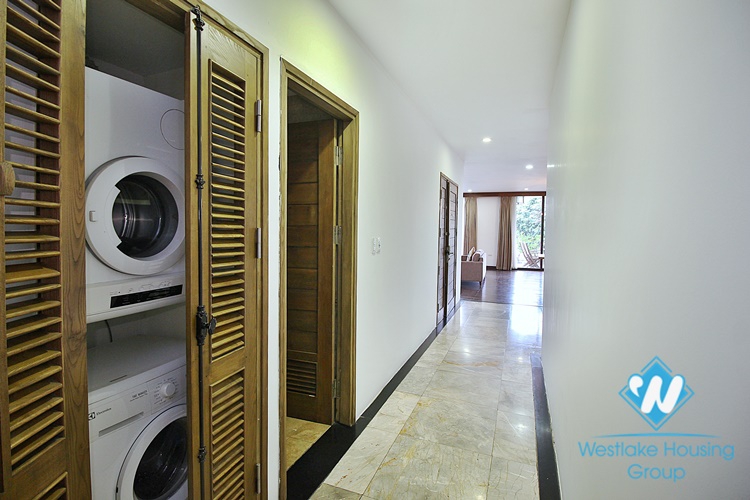 Spacious 4 beds apartment for rent in Dang Thai Mai area, Tay Ho