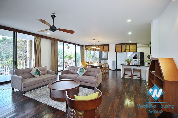 Spacious 4 beds apartment for rent in Dang Thai Mai area, Tay Ho
