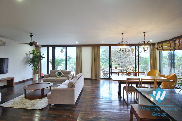 Spacious 4 beds apartment for rent in Dang Thai Mai area, Tay Ho