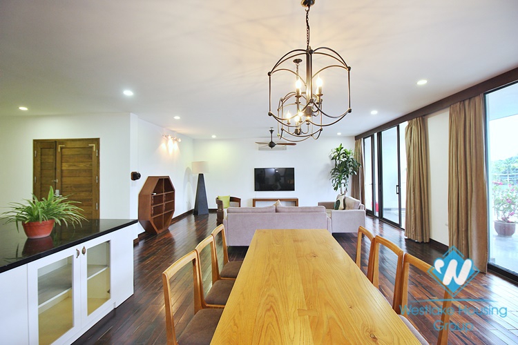 Spacious 4 beds apartment for rent in Dang Thai Mai area, Tay Ho